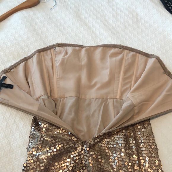 BCBGMaxAzria Gold Sequin Mini Dress SHIPS FREE💫 - Picture 7 of 8